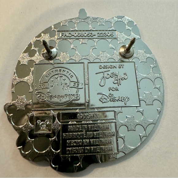 NWT. Mickey and Minnie Mouse with Tinker Bell Fantasyland Pin by Joey Chou. - Picture 8 of 11